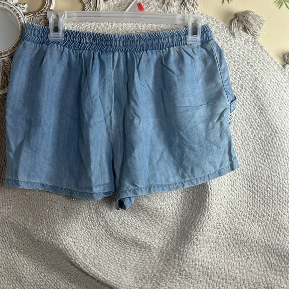 Denim Bebe shorts - Picture 5 of 5
